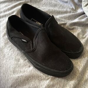 Vans Asher Black Sneakers Classic Slip-On Design